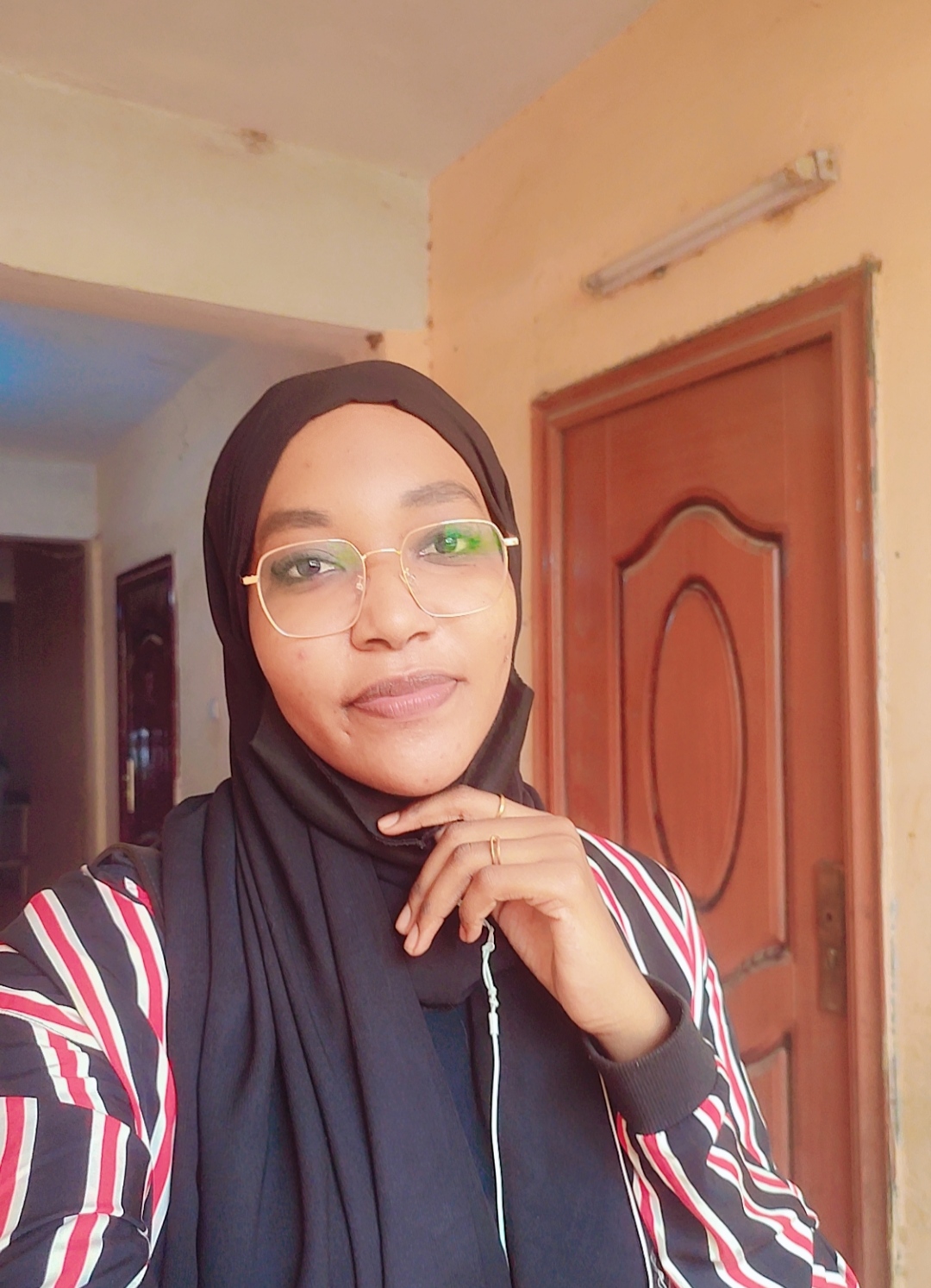 عائشة إبراهيم محمد الشريف 